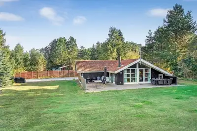 Image de \"Ayna\" - 50m from the sea by Interhome