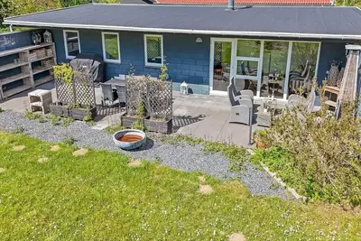 Image de \"Giselle\" - 7km from the sea by Interhome