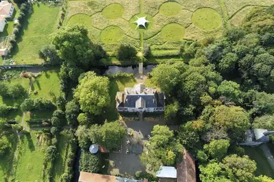 Image de Château en Anjou & Réunion de famille. Espace Spa : Sauna+Jacuzzi+Hamman+. . .