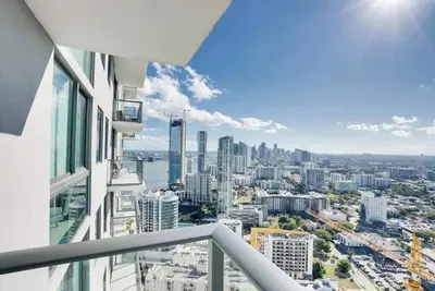 Image de Miami Paraiso, Modern Rooftop Pool Walk to Midtown