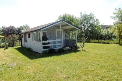 Image de Pretty Bungalow in Wrzosowo With Garden