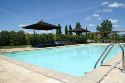 Image de Modern Holiday Home in Foligno - Loc. With Pool