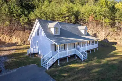 Image de Mountain View-Fire Pit-Open Covered Porch-Wifi