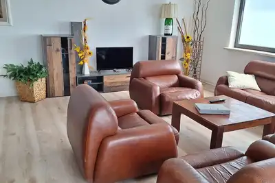 Image de Séjour en Sarre\n153 m² - 4 chambres, séjour, cuisine, 2 salles de bains