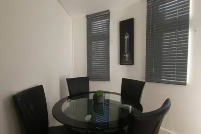 Image de Steller Suite, 3 Single Beds