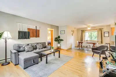 Image de Pet-Friendly Gem w/ Ping-Pong Table in Oregon!
