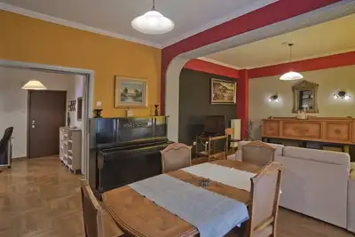 Image de Baroness Apartment - Trois Chambres Appartement, Couchages 6