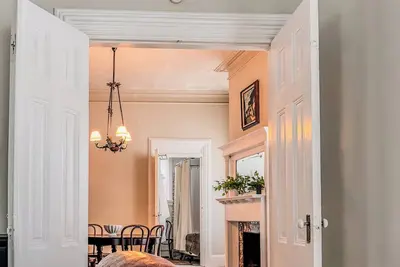 Image de Beautiful 2-bedroom apartment in  Providence's historic Federal Hill