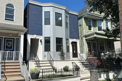 Image de Sleep 12 Charming and Cozy 6-bedroom 4-Bathroom House 2 Minutes Staten Island