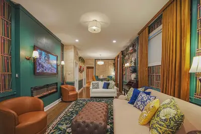 Image de The Grand Vic: Large 5bd/3ba Home +Garage\n