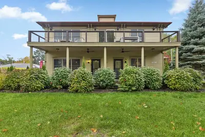 Image de Douglas Retreat - Two bedroom condo with High-Speed Wifi, Ac, Washer/Dryer.