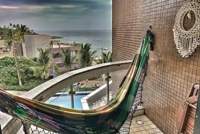 Image de Wonderful beach view 1 bed apt incredible location Ac Gym POOl WiFi car garage.