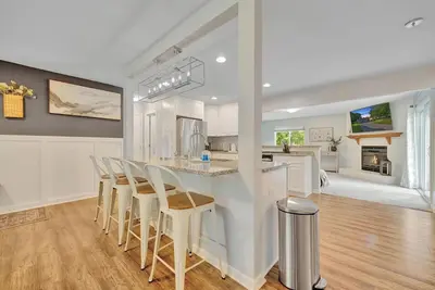 Image de Cozy 3 bed Ranch w/ Fenced yard minutes to downtown Lake Orion and Oxford