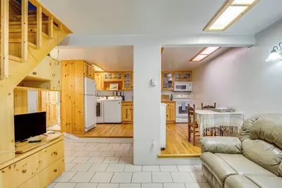 Image de Near Hiking & Biking: Home w/ Eckert Charm!