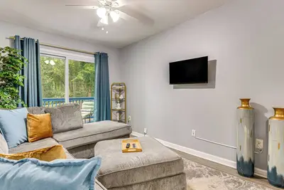 Image de Near Hospitals, Int’l Soccer: Atl Home w/ Bbq Deck