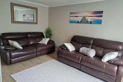 Image de 3 Bed House, Upto 5 Guests