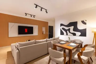 Signature Stays: Private Apt with a huge terrace.