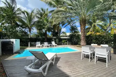 Villa Macassi -2br - Private Pool - Cistern