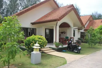 Image de Bungalow by the beach with hotel service at Koh Kho Khao