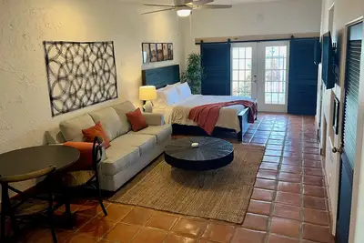 Image de Amira Resort Luxury Spa Retreat Villa Vistosa, 2 Pools, Pickleball, Jetted Tub