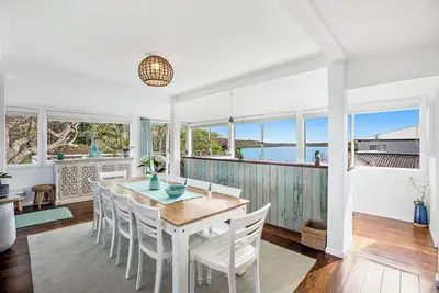 Image de Pipe Dream - River Frontage with Amazing Views\n