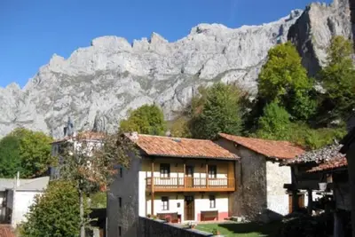 Image de Maison de campagne \"El Jermoso\" avec vue sur les montagnes, terrasse privée et Wi-Fi