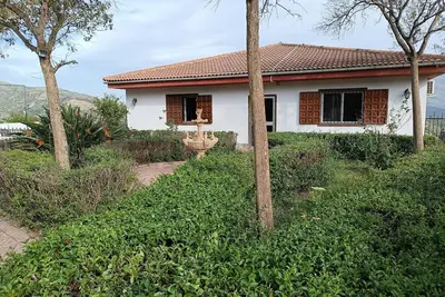 Image de Maison de vacances 'Chalet Venta Del Aire' avec vue sur la montagne, Wi-Fi et climatisation