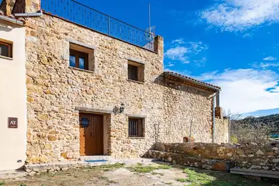 Image de Maison rurale 'Masia Arinesa - Cullatur' avec vue sur la montagne, terrasse privée et Wi-Fi