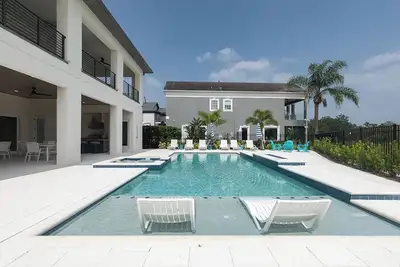 Image de The Commodious Chateau-Tt452