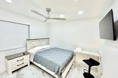 Image de Charming 5-bedroom house with Ac and WiFi in Davie