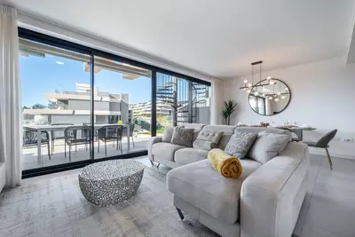 Image de The Golden Oasis Penthouse