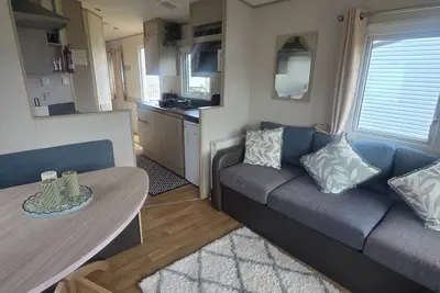 Image de Caravan Kirsty Sleeps 6 with Free Parking