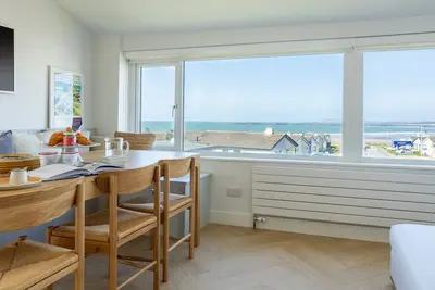 Image de Swn Y Bae - Family-Friendly Sea View Holiday Home
