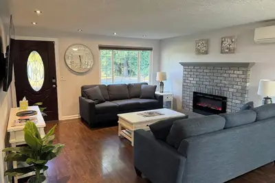 Image de Charming 3-bedroom house with Star link WiFi and Ac in Eugene