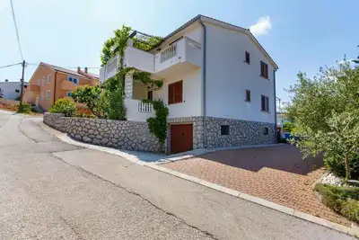 Bel appartement 1 chambre à Vrbnik