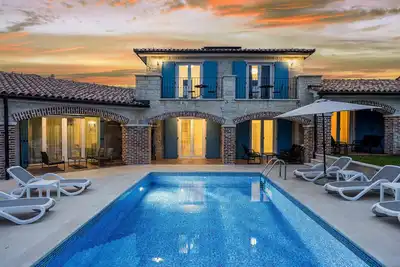 Image de Villa Mila in Medulin with private pool only 300 meters from the beach