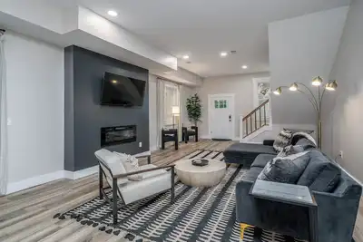 Image de Lee Street Lodge | Minutes from Dt!