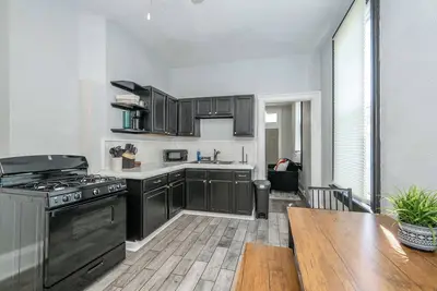 Chic, Modern Gem with Style