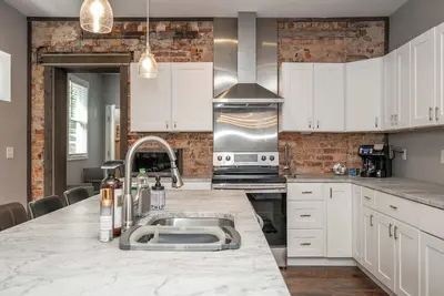 Image de The Ruth House – Historic 4 Bdr!