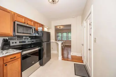 Urban Retreat – Walnut Hills!