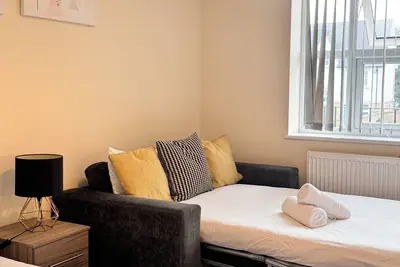 Image de Stay Near Heathrow! Pristine, Convenient & Only 5 Mins to the Terminals