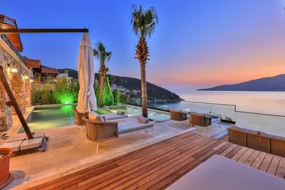 Image de Kalkan Seafront Villa 2394