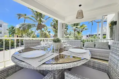 Image de 2bdr Beach Access at Playa Turquesa Los Corales Pc