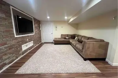 Image de Cozy Anchorage Home w/ Deck, Backyard Near Airport & Downtown