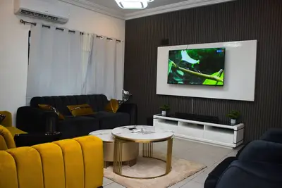 Image de Charming 3-bedroom townhome with Ac and WiFi in peaceful Abokobi Hills-Berekuso