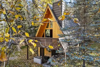 Image de Little Bear Lodge | Slope-Side | A-Frame | Hot Tub