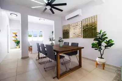 Image de Casa Marilina Aguadilla w/ Pool