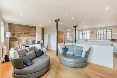 Image de 3 bedroom accommodation in Chichester