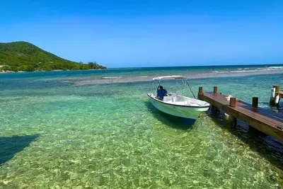 Image de East End Gem-3 Bedroom on the Water