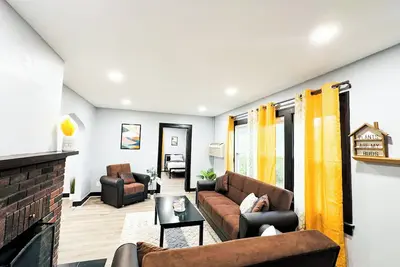 Image de Countryside home w/ rustic feel in charming Corning